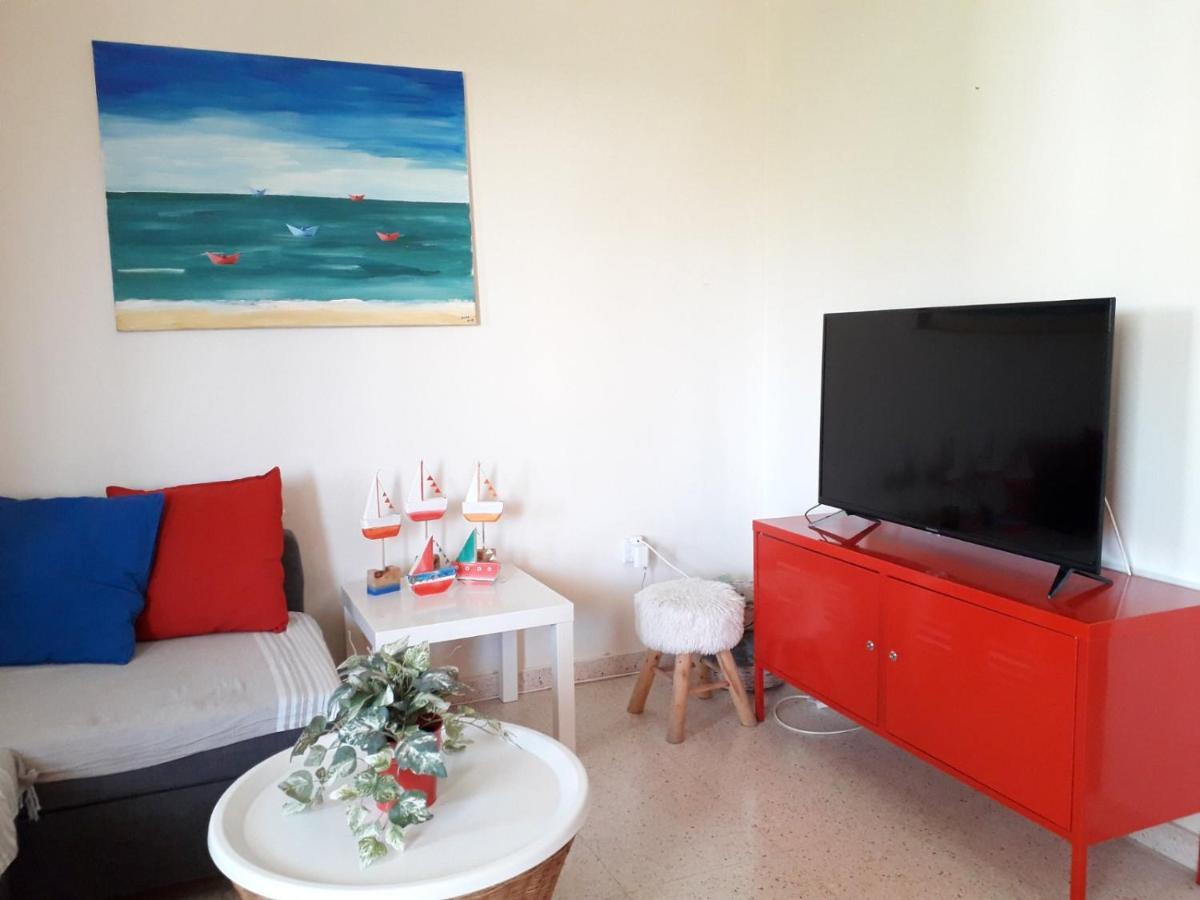 Protaras Happy Sunny Holidays พาราลิมนี ภายนอก รูปภาพ